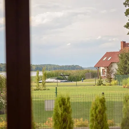 Sunsets Mazury 아파트