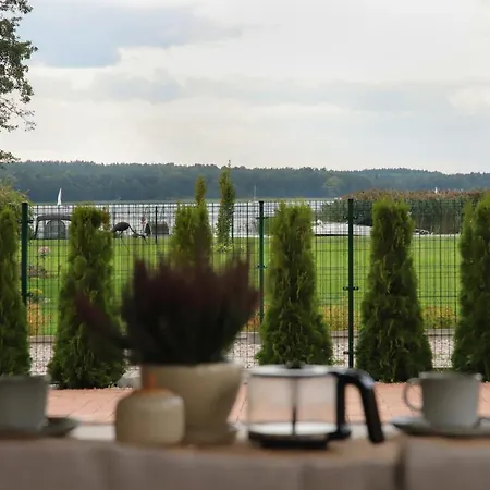 Sunsets Mazury 아파트